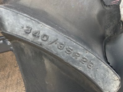 Massey Ferguson 5712S Efficient