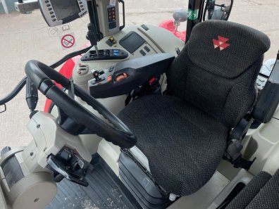 Massey Ferguson 5712S Efficient