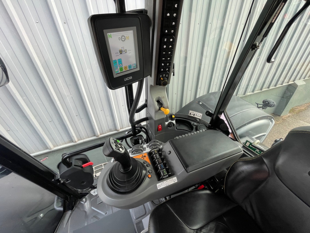 JCB 4220 Fastrac