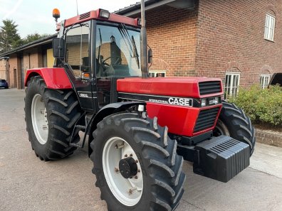 Case 1056XL
