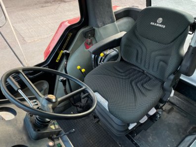 Case 1056XL