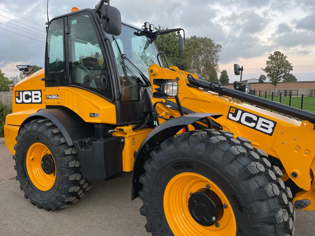 JCB 320S