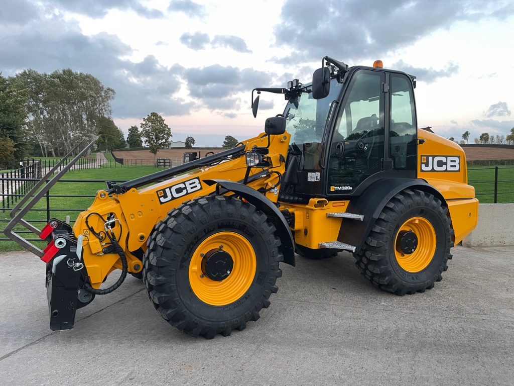 JCB 320S