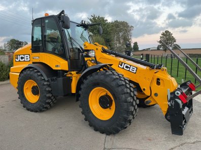 JCB 320S