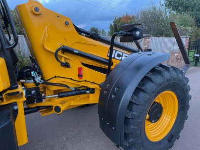 JCB 320S