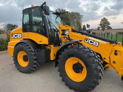 JCB 320S