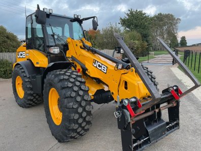 JCB 320S