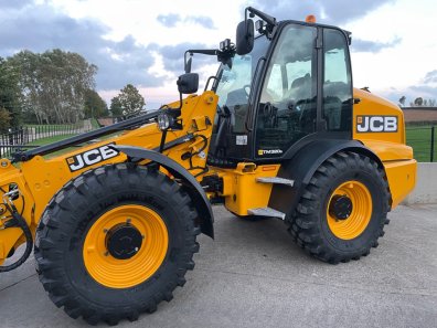 JCB 320S