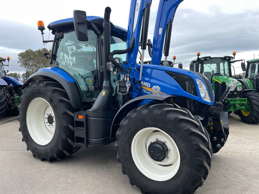 New Holland T6.180