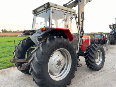 Massey Ferguson 390T
