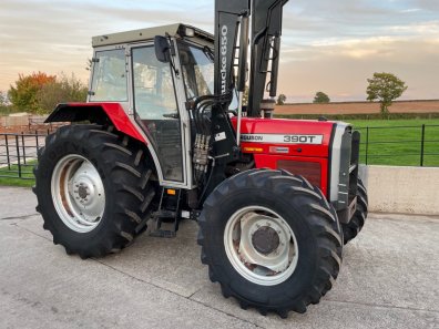 Massey Ferguson 390T