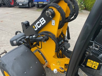 JCB 403