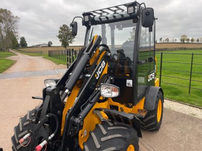 JCB 403