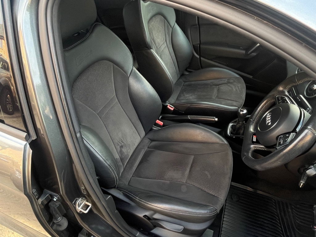 Audi A1 S-Line 1.6 TDi