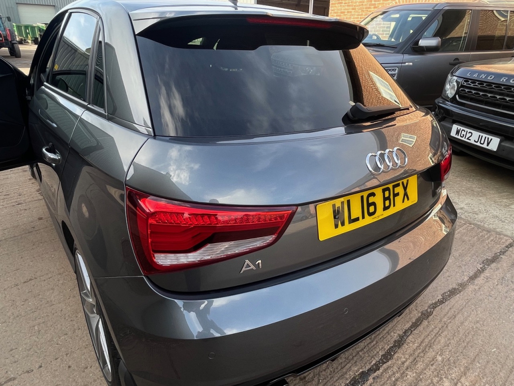 Audi A1 S-Line 1.6 TDi