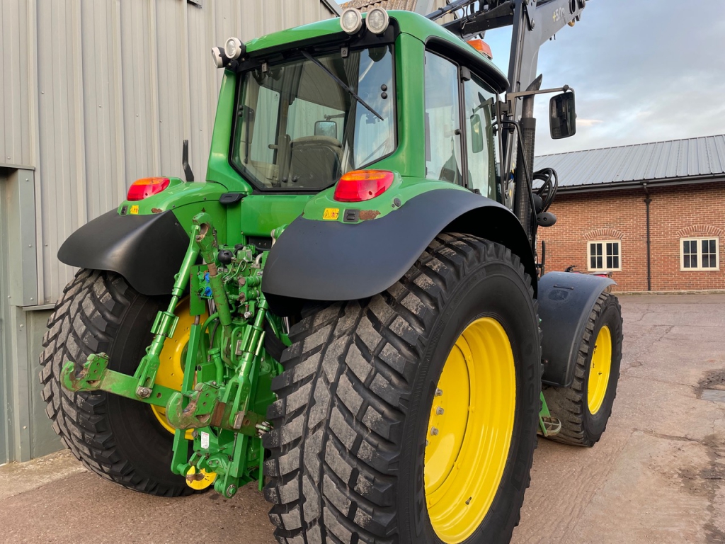 John Deere 6930