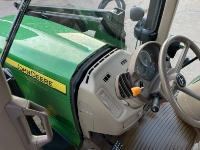 John Deere 6930