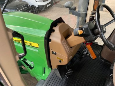 John Deere 7930