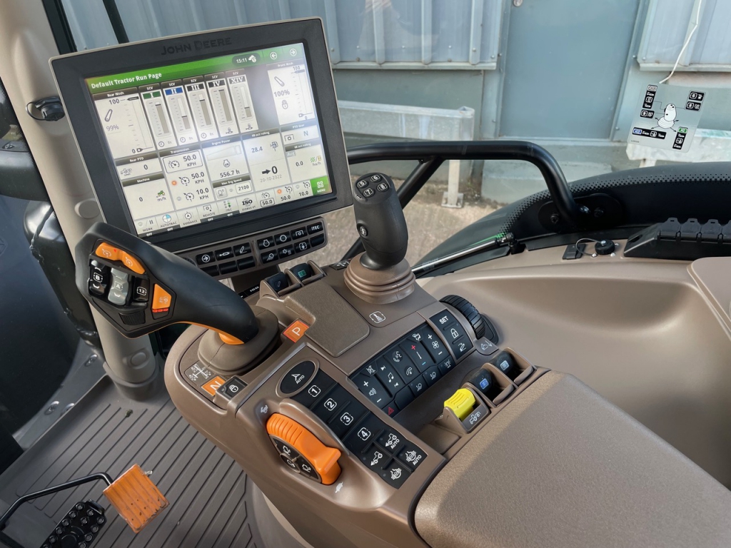 John Deere 6155R Ultimate