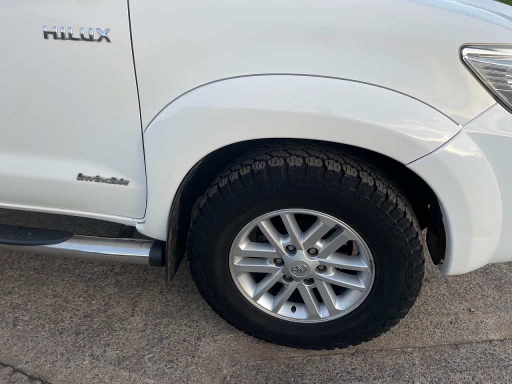 Toyota Hilux 3.0 LT Invincible