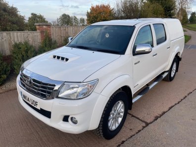 Toyota Hilux 3.0 LT Invincible