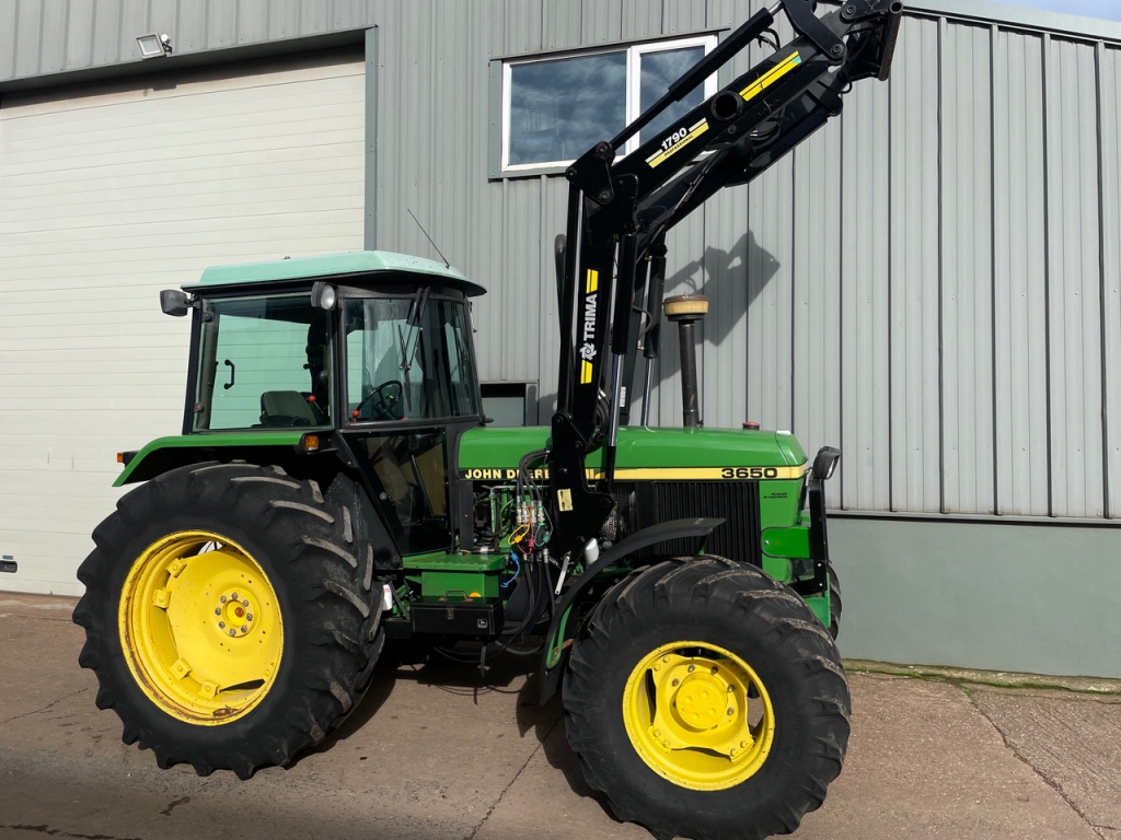 John Deere 3650