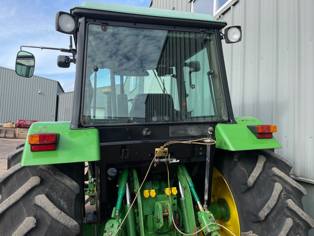 John Deere 3650