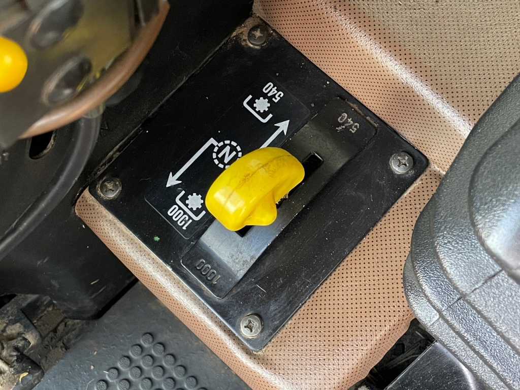 John Deere 3650