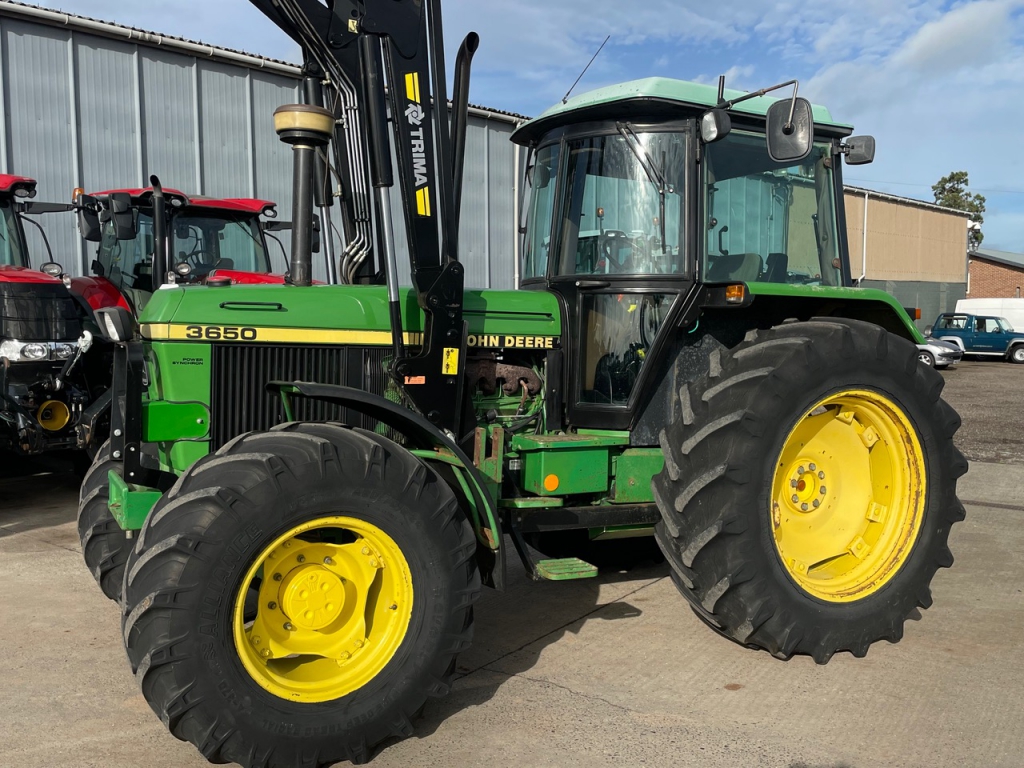 John Deere 3650