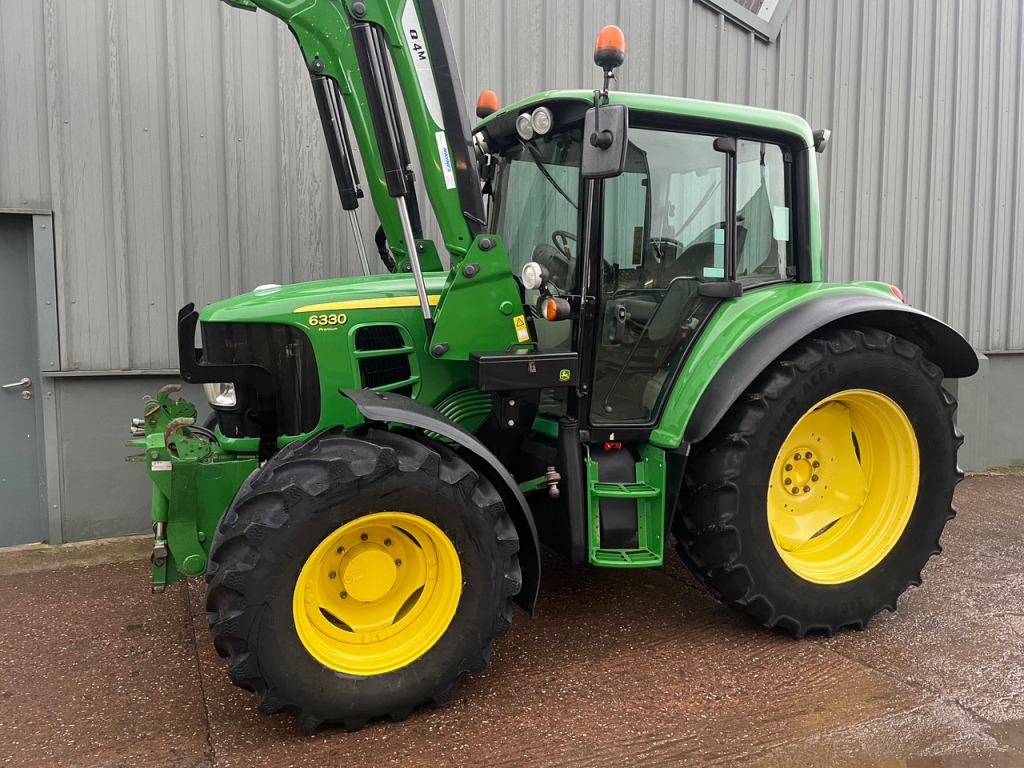 John Deere 6330