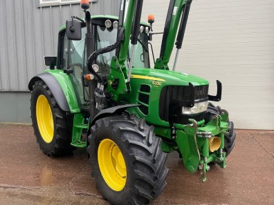 John Deere 6330