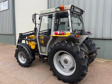 Massey Ferguson 352