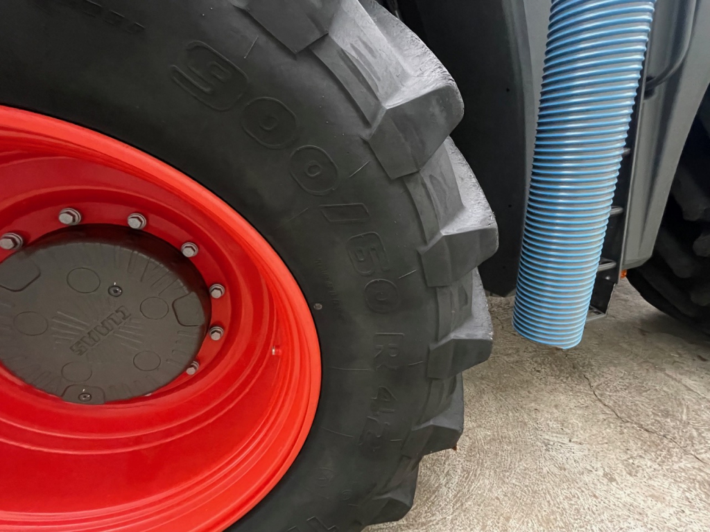 Claas Xerion 4200 Saddle Trac