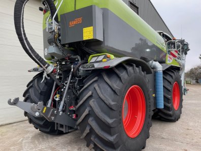Claas Xerion 4200 Saddle Trac