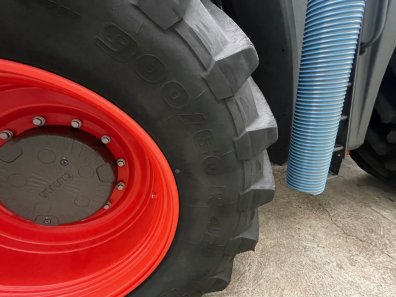 Claas Xerion 4200 Saddle Trac