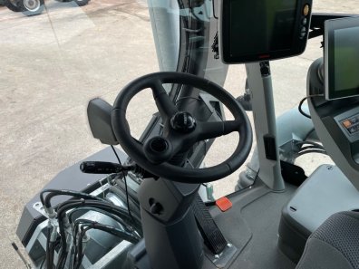 Claas Xerion 4200 Saddle Trac