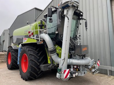 Claas Xerion 4200 Saddle Trac