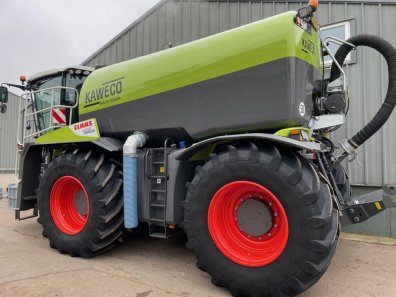 Claas Xerion 4200 Saddle Trac