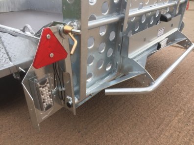 Ifor Williams GH1054 plant trailer
