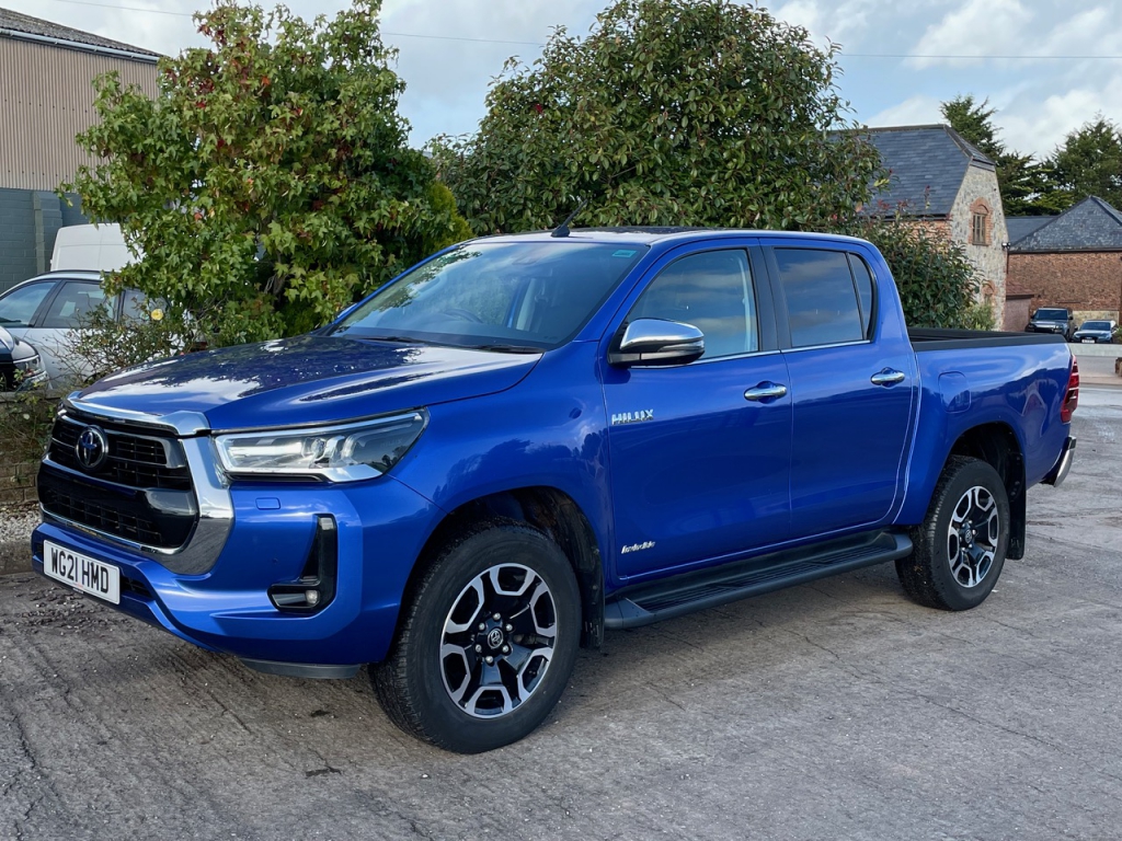 Toyota Hi-Lux Invincible 2.4 Diesel