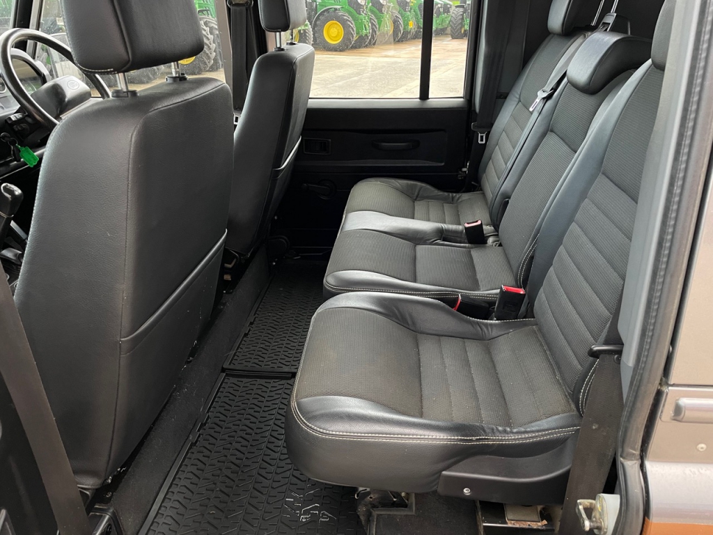 Land Rover 110 Utility XS 2.4 Diesel