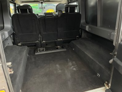 Land Rover 110 Utility XS 2.4 Diesel