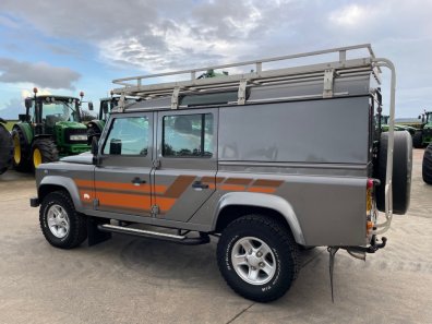 Land Rover 110 Utility XS 2.4 Diesel