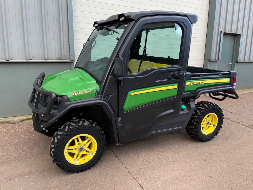 John Deere XUV 865M Gator