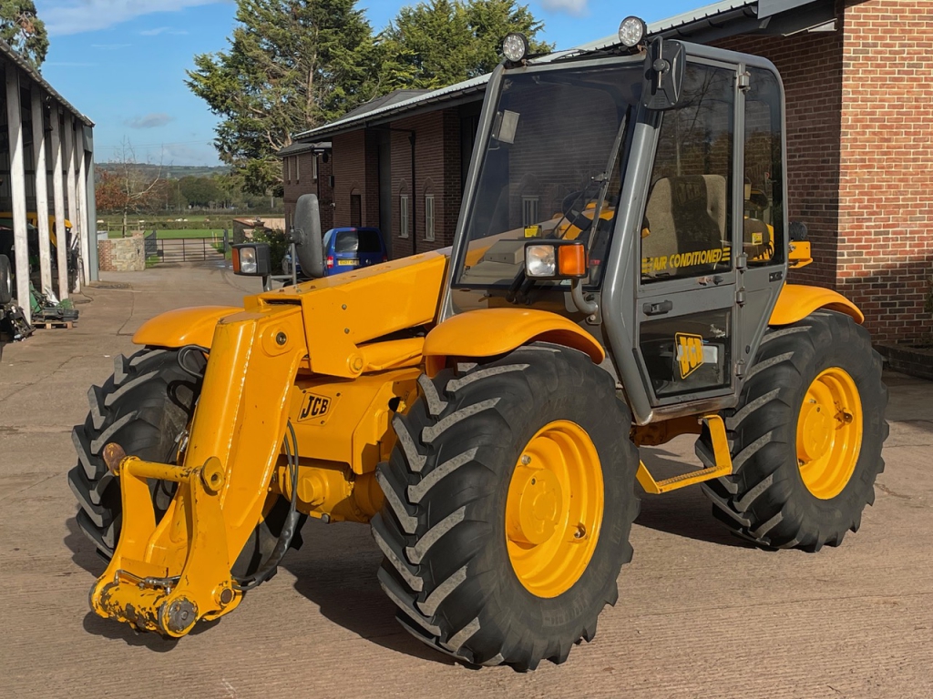 JCB 526S