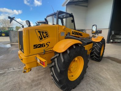 JCB 526S