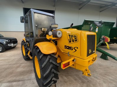 JCB 526S
