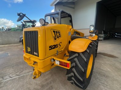 JCB 526S