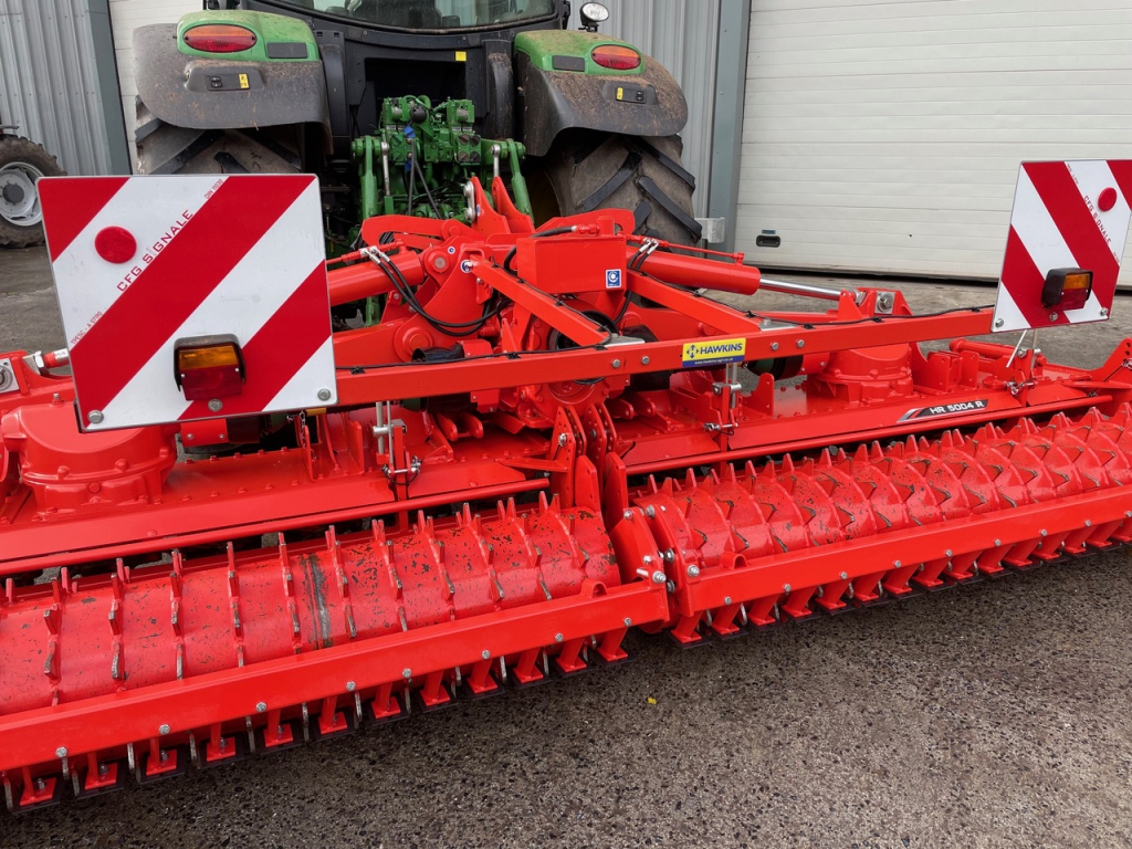 Kuhn HR5004 hydraulic folding power harrow