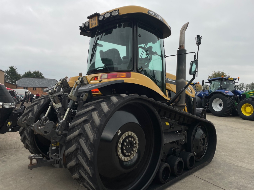 CAT MT765C